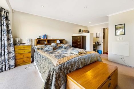Photo of property in 20 Anchorite Way, Red Beach, 0932