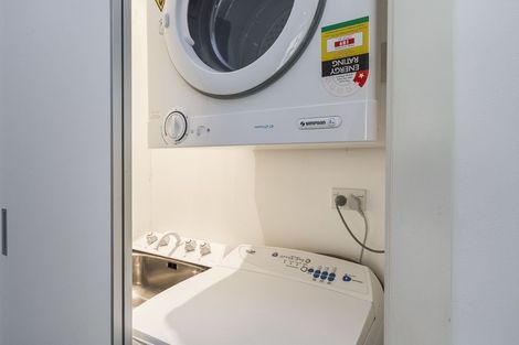 Photo of property in Bellagio Apartments, 2b/39 Taranaki Street, Te Aro, Wellington, 6011