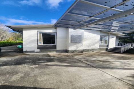Photo of property in 64 Chatsworth Road, Silverstream, Upper Hutt, 5019