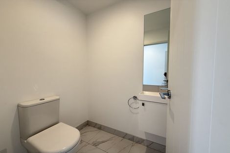 Photo of property in 8a Riverlea Avenue, Pakuranga, Auckland, 2010