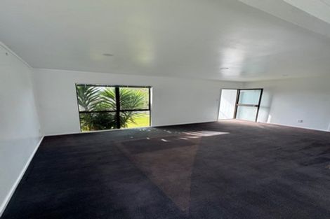 Photo of property in 1/83 Luanda Drive, Ranui, Auckland, 0612
