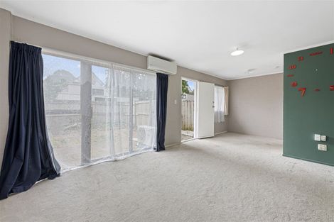 Photo of property in 14/19a Gray Avenue, Mangere East, Auckland, 2024