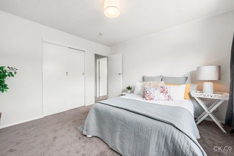 Photo of property in 1/31 Gemstone Drive, Birchville, Upper Hutt, 5018