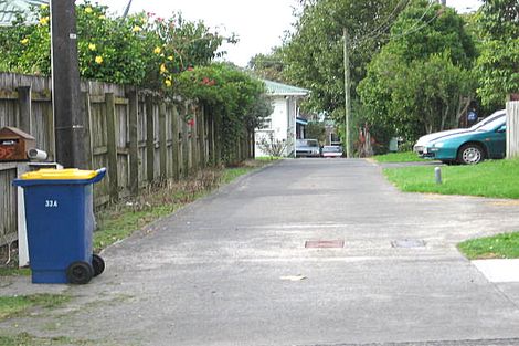Photo of property in 35 Flanshaw Road, Te Atatu South, Auckland, 0610