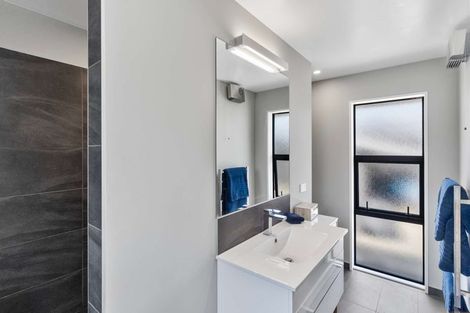 Photo of property in 33 Navy Loop, Rolleston, 7614