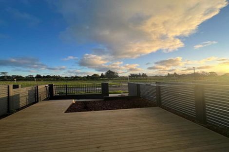 Photo of property in 10 Ikara Road, Papatoetoe, Auckland, 2025