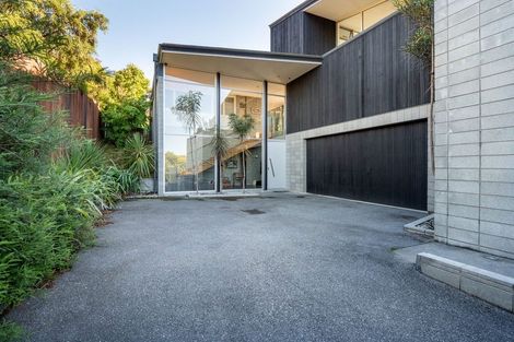 Photo of property in 44-46 Park Street, Queenstown, 9300