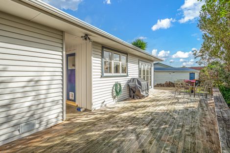 Photo of property in 14 Marsden Place, Awapuni, Palmerston North, 4412