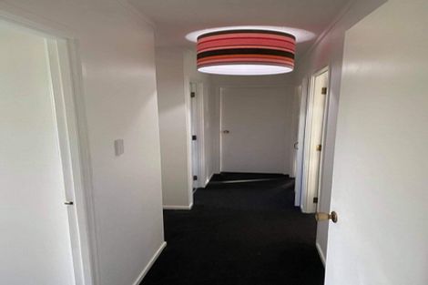 Photo of property in 5 Nicolas Avenue, Glen Eden, Auckland, 0602