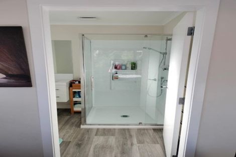 Photo of property in 12 Pateke Drive, Kenepuru, Porirua, 5022