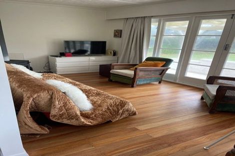 Photo of property in 12 The Avenue, Otaki Beach, Otaki, 5512