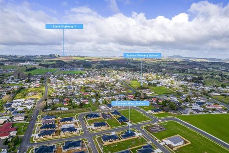 Photo of property in 2 Hoete Way, Tuakau, 2121