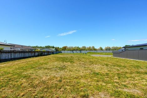 Photo of property in 25 George Yee Place, Taradale, 4112