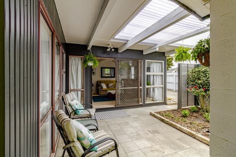 Photo of property in 2/19 Church Road, Taradale, Napier, 4112