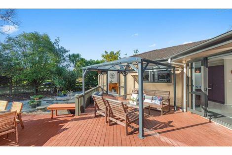 Photo of property in 6 Raukawa Grove, Waiuku, 2123