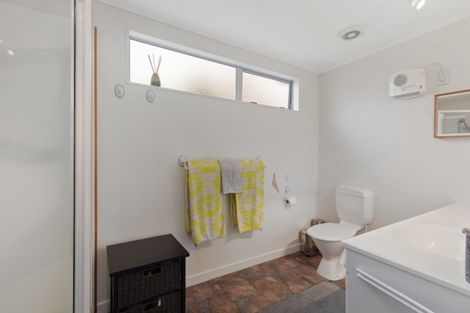 Photo of property in 8 Whites Line West, Woburn, Lower Hutt, 5010