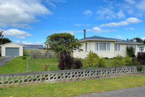 Photo of property in 12 Barrett Place, Carterton, 5713