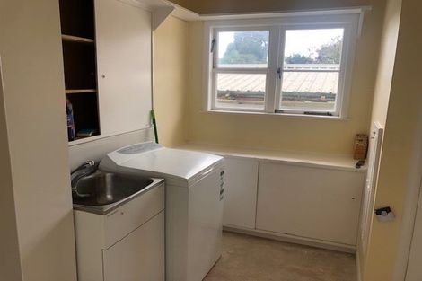 Photo of property in 9 Savoy Road, Glen Eden, Auckland, 0602