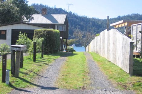 Photo of property in 203 Moana Anu Anu Avenue, Whangamata, 3620