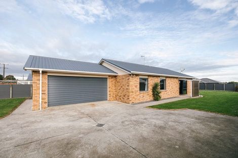 Photo of property in 22 Phillips Street, Sanson, 4817