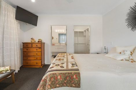 Photo of property in 1 Carnoustie Place, Aongatete, Katikati, 3178