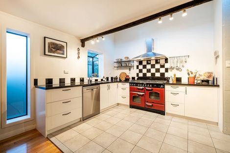 Photo of property in 57 Kahu Road, Paremata, Porirua, 5024