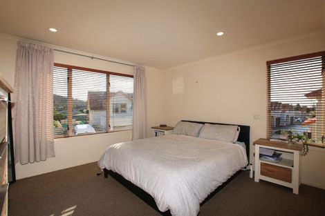 Photo of property in 4 Millennial Way, Orewa, 0931