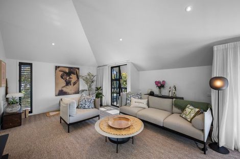 Photo of property in 21 Hauraki Road, Hauraki, Auckland, 0622