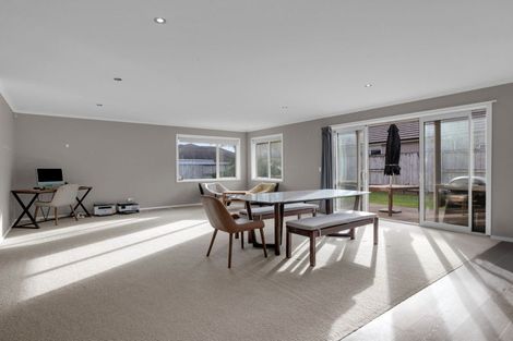 Photo of property in 217 Cumberland Drive, Flagstaff, Hamilton, 3210