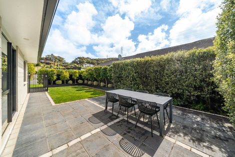 Photo of property in 84 Riverstone Drive, Riverstone Terraces, Upper Hutt, 5018