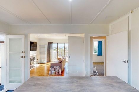 Photo of property in 22 Link Road, Newlands, Wellington, 6037