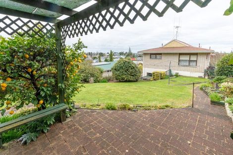 Photo of property in 51 Resthill Crescent, Glenview, Hamilton, 3206