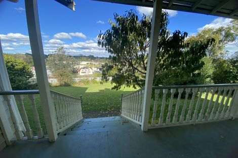 Photo of property in 32 Kitchener Road, Waiuku, 2123