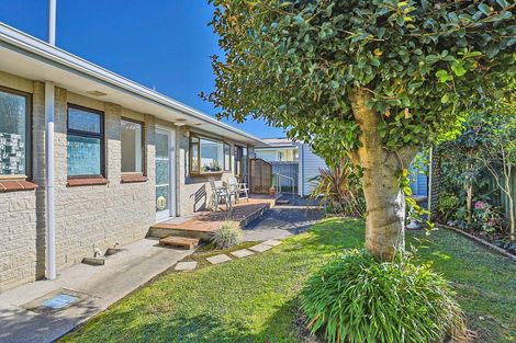 Photo of property in 2/107 Gascoigne Street, Raureka, Hastings, 4120