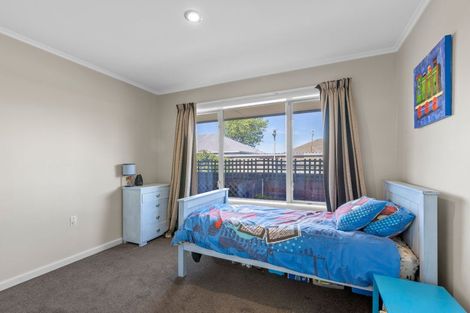 Photo of property in 33 Brynley Street, Hornby, Christchurch, 8042