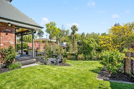 Photo of property in 85 Kahu Road, Fendalton, Christchurch, 8041