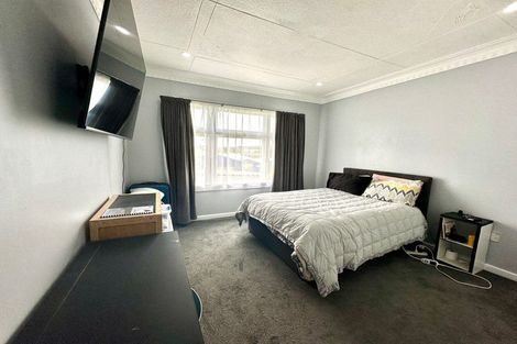 Photo of property in 195 Clyde Street, Balclutha, 9230