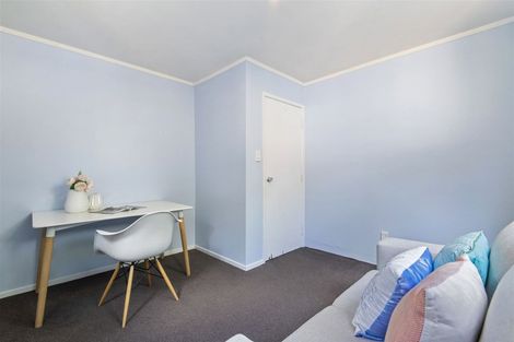 Photo of property in 43 Fordham Street, Beach Haven, Auckland, 0626