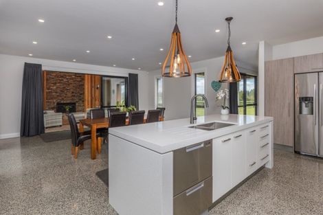 Photo of property in 2 Puriri Park Lane, Waipapa, 0230