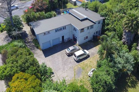Photo of property in 39 Kitchener Road, Waiuku, 2123