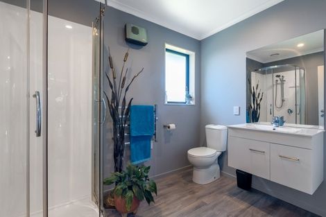 Photo of property in 8 Finstock Way, Rolleston, 7614