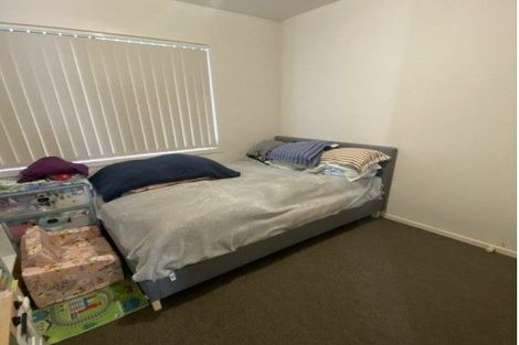 Photo of property in 77 Carrington Avenue, Silverdale, Hamilton, 3216