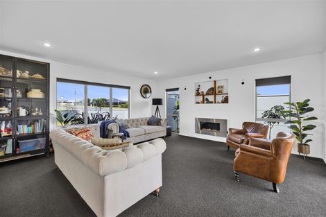 Photo of property in 1 Ta Paora Drive, Bell Block, New Plymouth, 4312