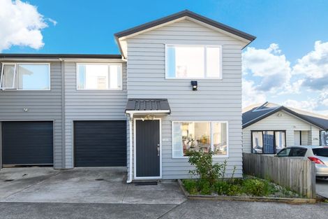 Photo of property in 1/67a Metcalfe Road, Ranui, Auckland, 0612