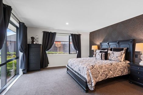 Photo of property in 18 Dunaverty Place, Broomfield, Christchurch, 8042