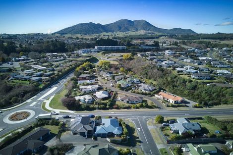 Photo of property in 94 Harvey Street, Waipahihi, Taupo, 3330
