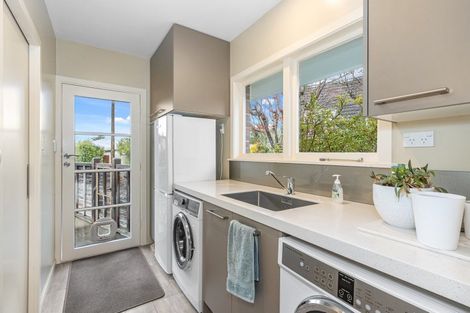 Photo of property in 10 Woodford Terrace, Ilam, Christchurch, 8053