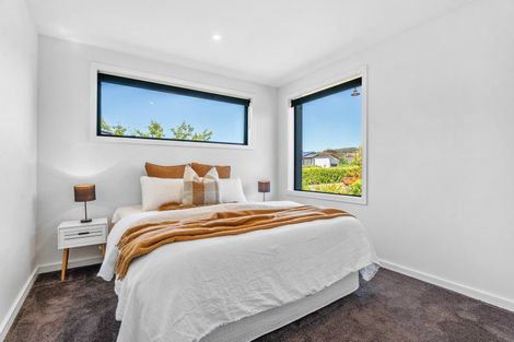 Photo of property in 25 Matipo Street, Wanaka, 9305