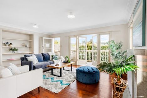 Photo of property in 30 Kereru Street, Henderson, Auckland, 0612