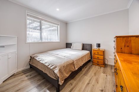 Photo of property in 99 Beatty Road, Pukekohe, 2120